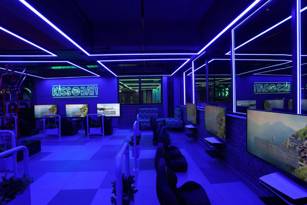 Glued Gaming Zone